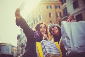 black friday shoppers